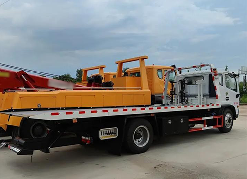 东辽县道路救援拖车