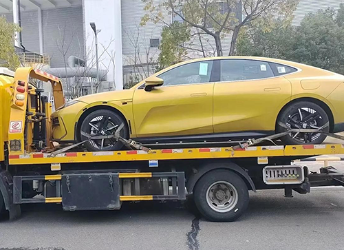 东辽县道路救援拖车