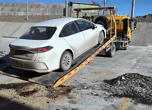 东辽县道路救援拖车